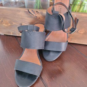 Lucky brand heeled scrappy sandal